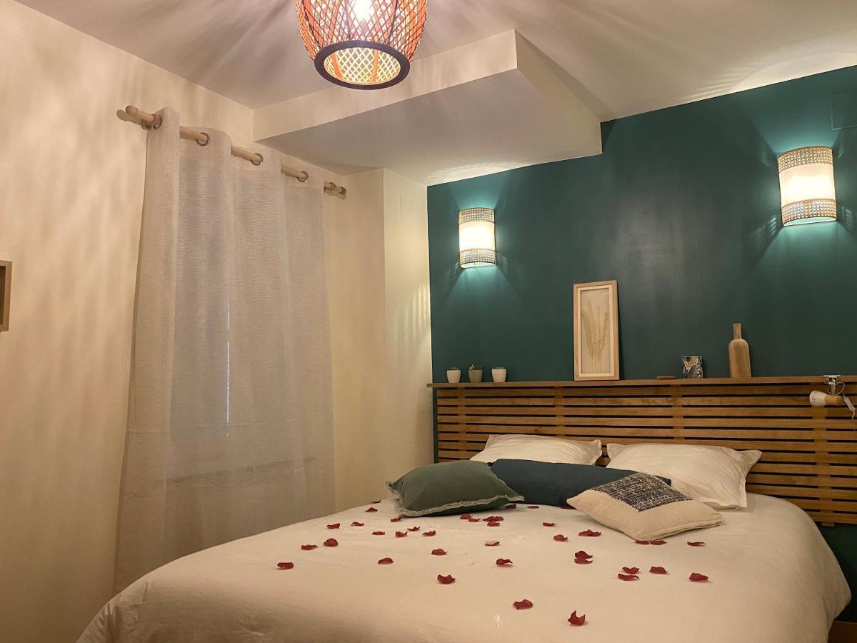 Exceptionnel ! Superbe Appartement Refait A Neuf En Rez-De-Chaussee Avec Parking Prive Καστρ Εξωτερικό φωτογραφία